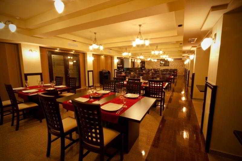 Hotel Angellis Timişoara Restaurant foto