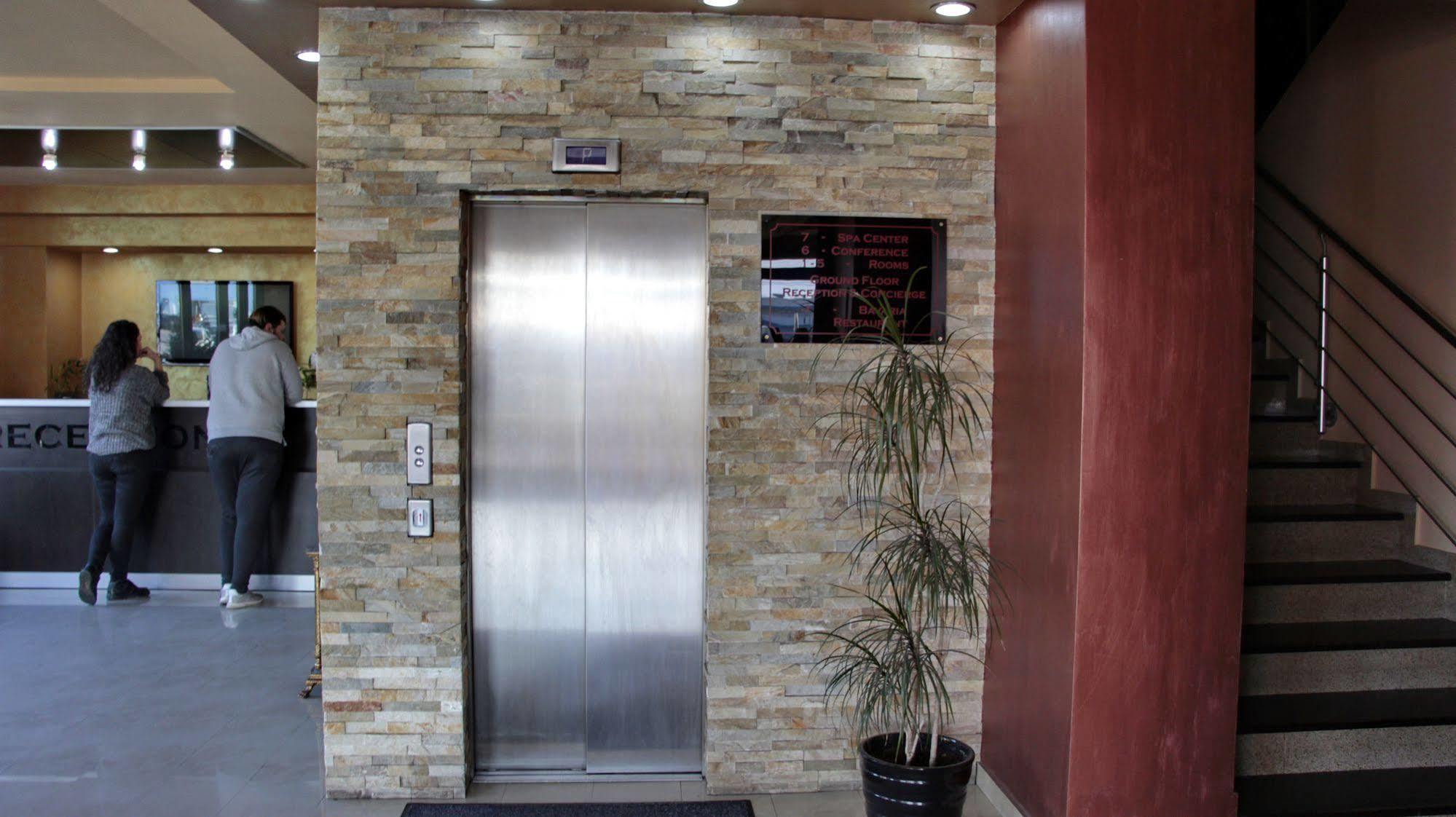 Hotel Angellis Timişoara Exterior foto